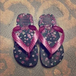 Havaianas Adorable Girls Floral Flip Flops